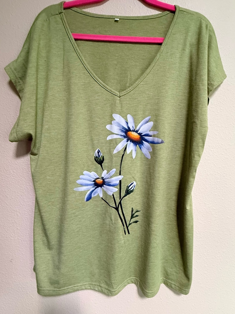 Green Daisy V-Neck Women's Top Sz XXL ForestFairy Coastal Grandma Casual Artsy